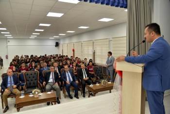 İş Dünyasından Eğitime Destek
