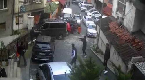 İş yerini basıp havaya defalarca ateş açtılar