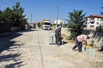 İscehisar’Da Bozulan Yollar Yenileniyor
