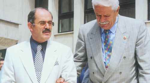 İsmet Sezgin bugün toprağa veriliyor