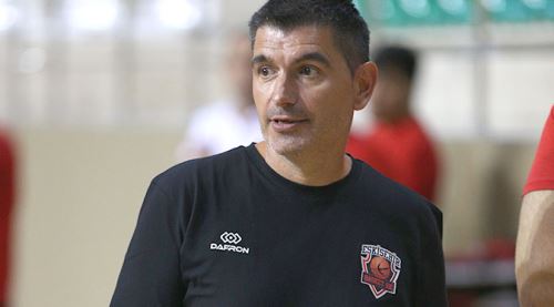 İspanyol koç göreve başladı