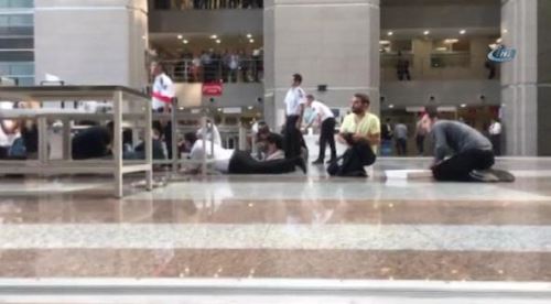 İstanbul Adalet Sarayında çatışma: Yaralılar var!