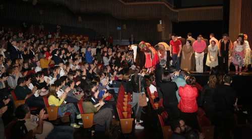 İSTANBUL AĞIR ROMAN’I İZLEDİ