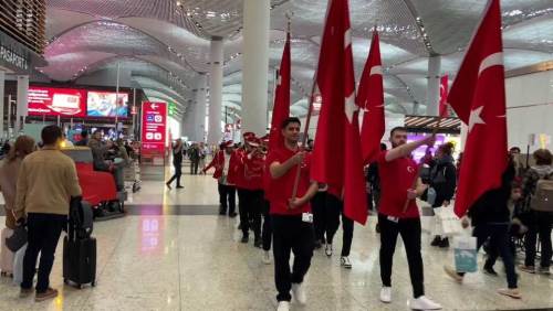 İstanbul Havalimanı'nda 23 Nisan coşkusu