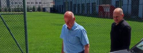 İstanbul trafiğinden geldi