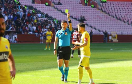 İşte Eskişehirspor'dan sarı kart gören oyuncular...