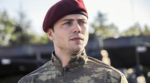 İşte Tolga Sarıtaş'ın gönlünü çalan güzel