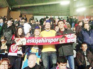 İsveçlilerin Es Es aşkı