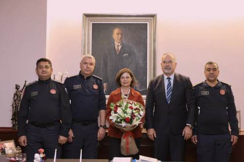 İtfaiyecilerden Başkan Ünlüce’ye anlamlı ziyaret