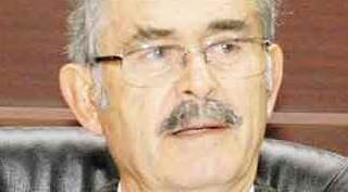 İyi ki Yılmaz Büyükerşen var
