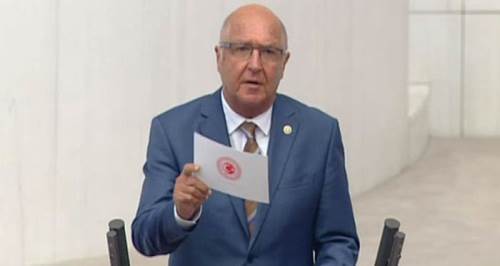 İYİ Parti'de istifalar sürüyor: O isim de partiden ayrıldı