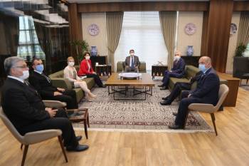 İyi Parti Ve Yeniden Refah Partisi’Den Tebrik
