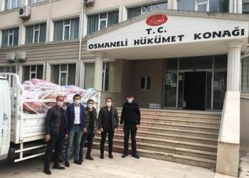 İzmir’Deki Depremzedelere Yorgan Desteği
