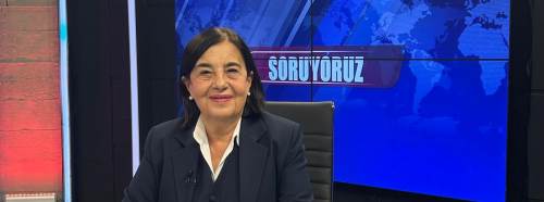 Jale Süllü: “Hukukun üstünlüğü yerlerde sürünüyor”