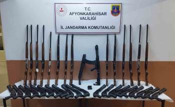 Jandarma 45 Adet Faturasız Ve Seri Numarasız Tüfek Ele Geçirdi
