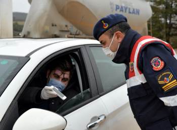 Jandarma Ara Yolları Da Tuttu
