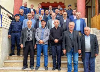 Jandarma Ekipleri Muhtarlarla Bir Araya Geldi
