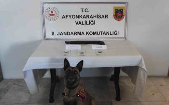 Jandarma Ev Baskını Yaptı Uyuşturucu Madde Ele Geçirdi
