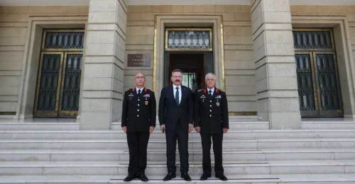 Jandarma Genel Komutanı Orgeneral Arif Çetin, Vali Aksoy'u ziyaret etti