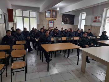 Jandarma Personellerine ’Aile İçi Şiddetin Etkileri’ Eğitimi Verildi
