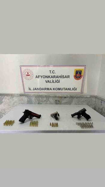 Jandarmadan Ruhsatsız Tabanca Operasyonu
