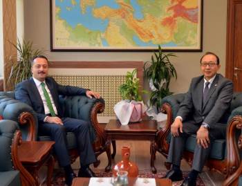 Japon Başkonsolos Nıshımakı’Dan Vali Şentürk’E Ziyaret
