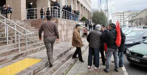 JİLETLE EŞİNİ DOĞRADI