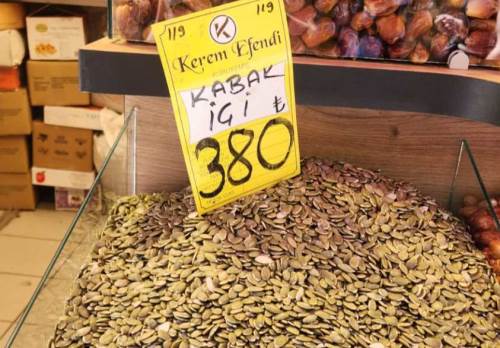 Kabak çekirdeği fiyatları cep yakıyor