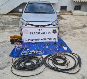 Kablo Hırsızları Suç Üstü Yakalandı

