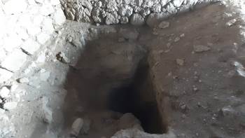 Kaçak Kazıcıların Bu Seferki Hedefi Türbeler Oldu
