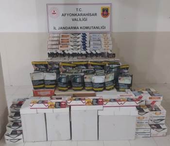 Kaçak Sigara Ve Makaron Operasyonunda 2 Kişi Gözaltına Alındı
