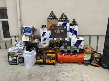 Kaçak Tütün Ürünleri Ele Geçirildi
