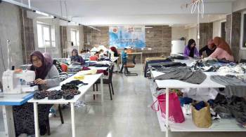 Kadın Kooperatifinden Girişimci Kadınlar Depremzedeler İçin Seferber Oldu
