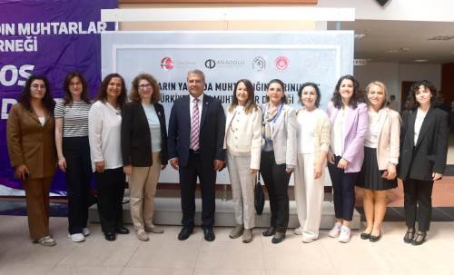 Kadın muhtarlar Eskişehir’de bir araya geldi