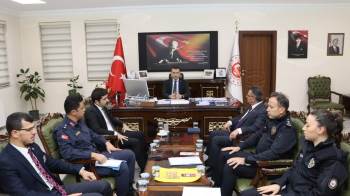 Kadına Şiddetle Mücadele Masaya Yatırıldı
