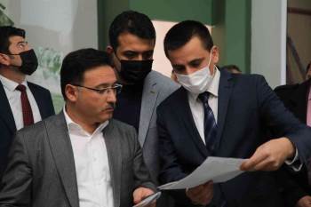 Kadınlar Kafe Açmak İçin Kolları Sıvadı
