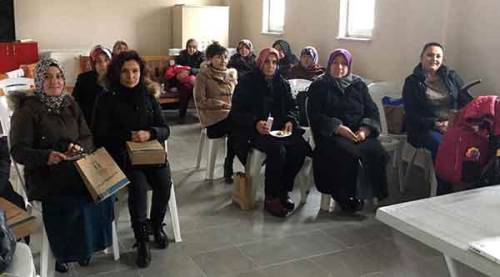 Kadınlara Aile İçi İletişim sunumu
