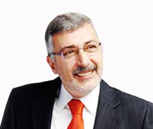 Kadir Bozkurt kimdir?