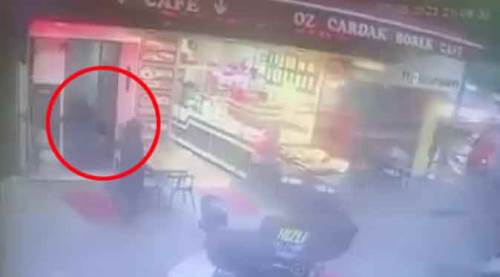 Kafeteryaya kurşun yağmuru: Yaralılar suç makinesi çıktı!