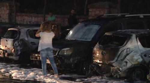 KAĞITHANE'DE 17 ARAÇ KUNDAKLANDI