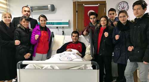 Kahraman El Bab gazisini ziyaret ettiler