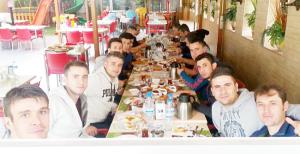 Kahvaltıda buluştular