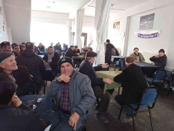 Kahvehanede Sigara İçerken Denetim Ekibine Yakalandı
