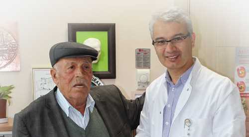 Kalbi çalışırken 4 damarı değişti