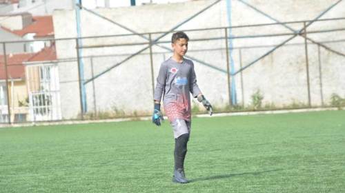 Kaleciden geçit yok