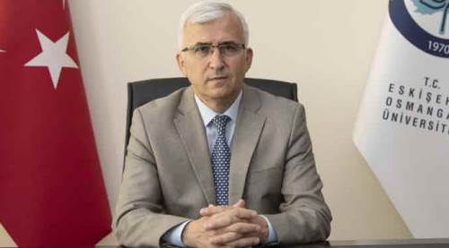 Kamil Çolak kimdir?