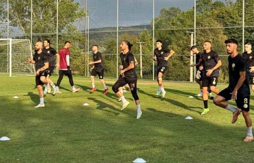 Kamp çalışmaları devam ediyor