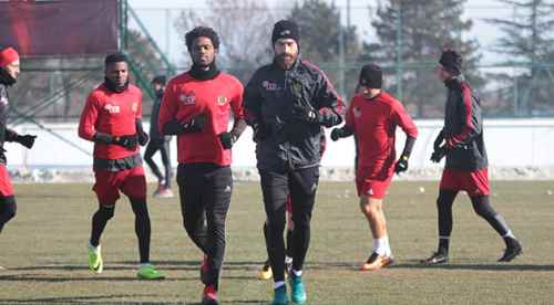 Kamp dönüşü durmak yok