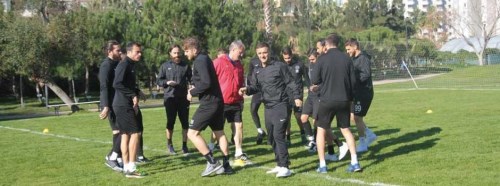 Kampa 5 gün gecikmeli geldiler!