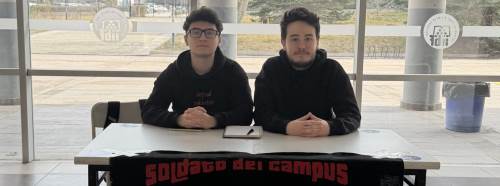 Kampüste kayıtlar sürüyor